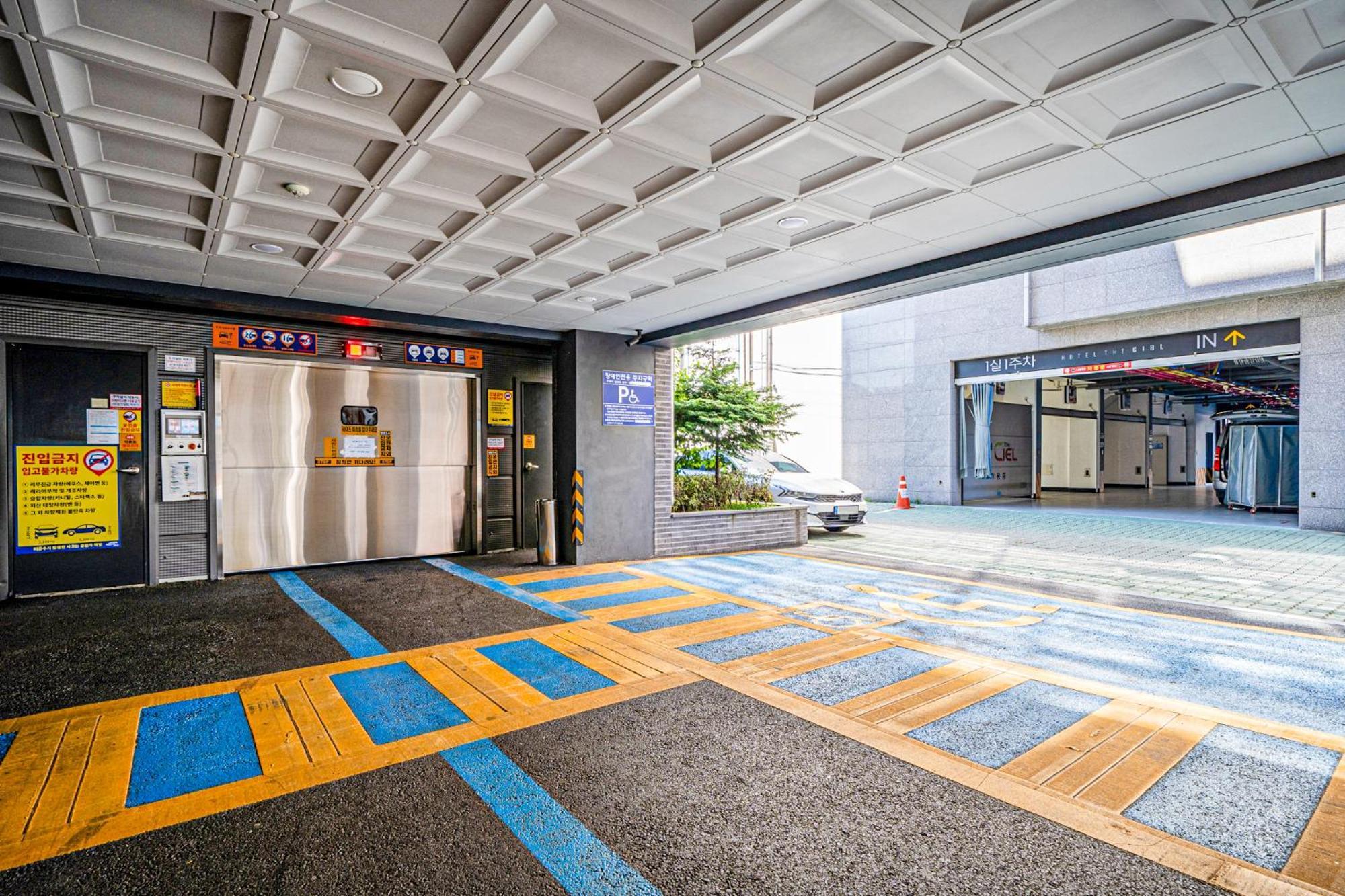 Rivertain Hotel גייאונגג'ו מראה חיצוני תמונה